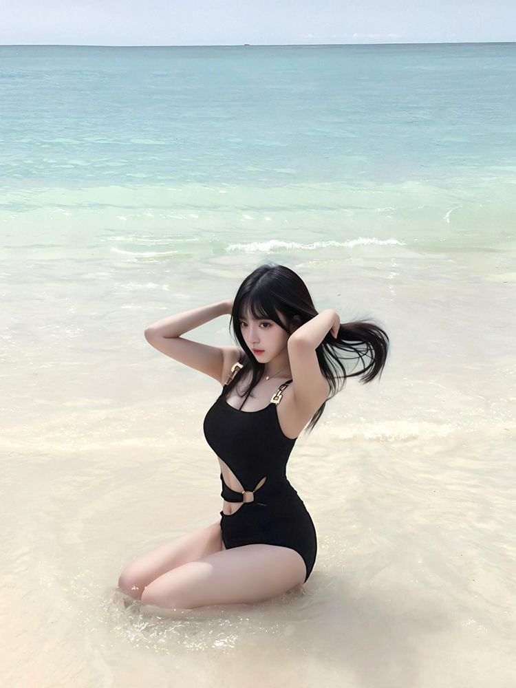 Sexy Cutout Monokini Women 202 - Spa & Wellness Jura Resort Centre De Loisirs Des Franches Montagnes 리뷰 및 가격